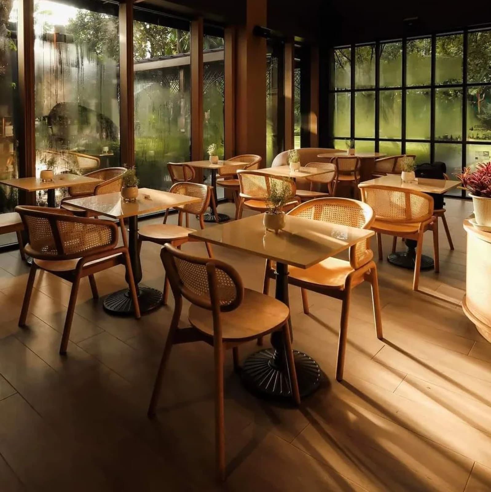 ตกแต่งร้านอาหาร ให้สวยงาม สร้างบรรยากาศที่ดี ตามคอนเซปร้านทุกแนว