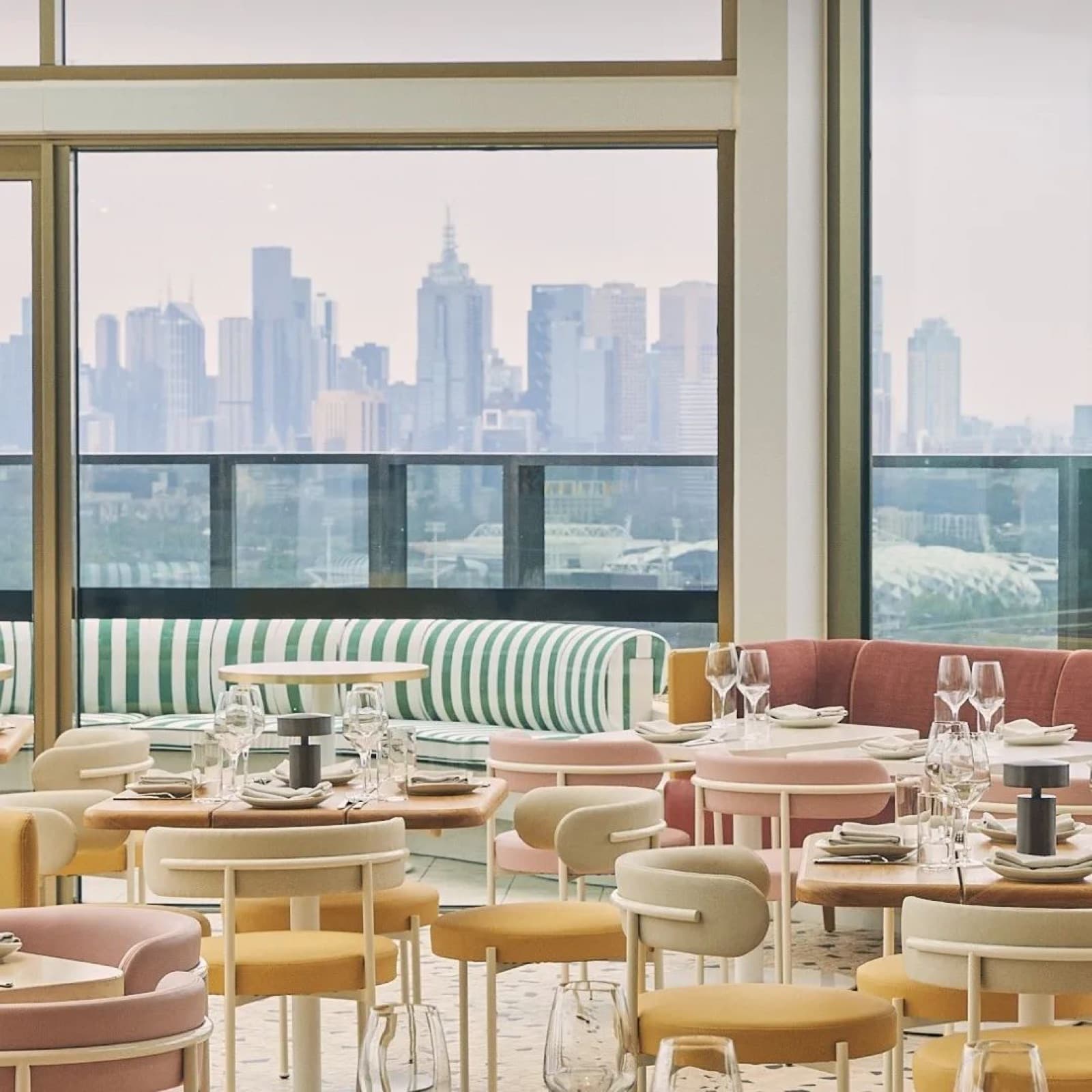 ตกแต่งร้านอาหาร ให้สวยงาม สร้างบรรยากาศที่ดี ตามคอนเซปร้านทุกแนว