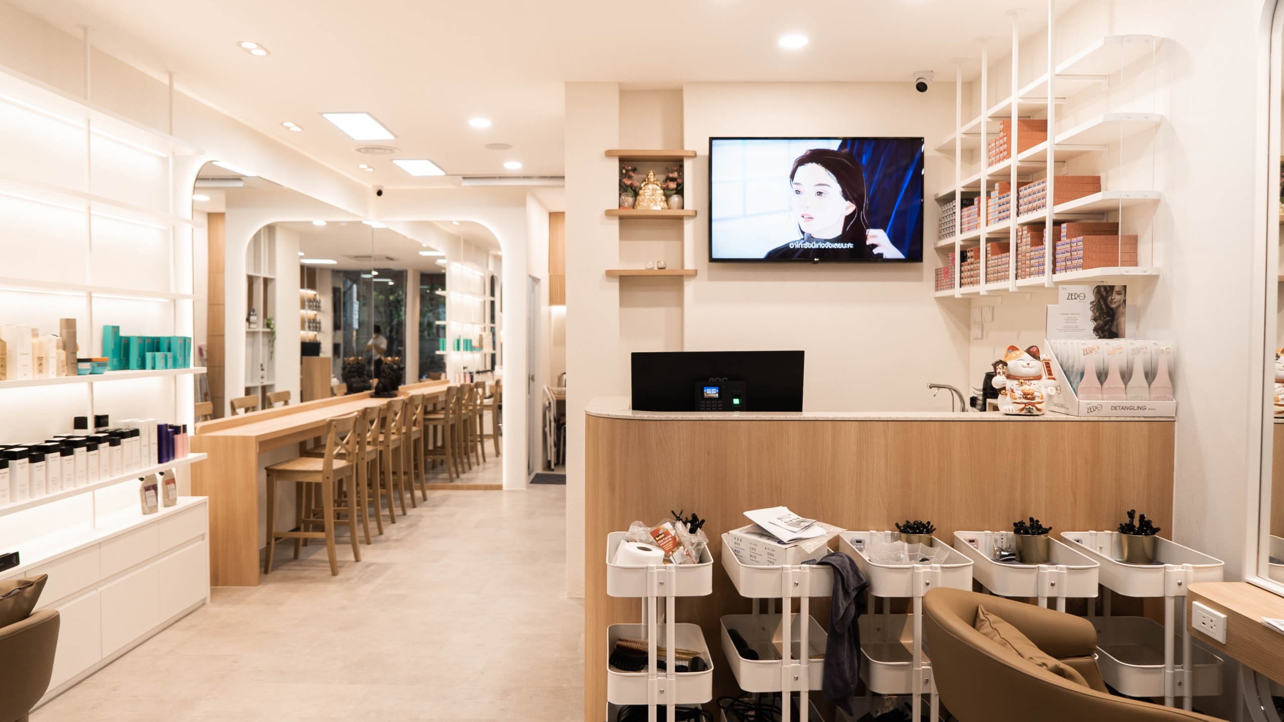 งานตกแต่งภายในเชิงพาณิชย์ Aida Hair Salon ภาพที่ 6 โดย OBJ Design & Build