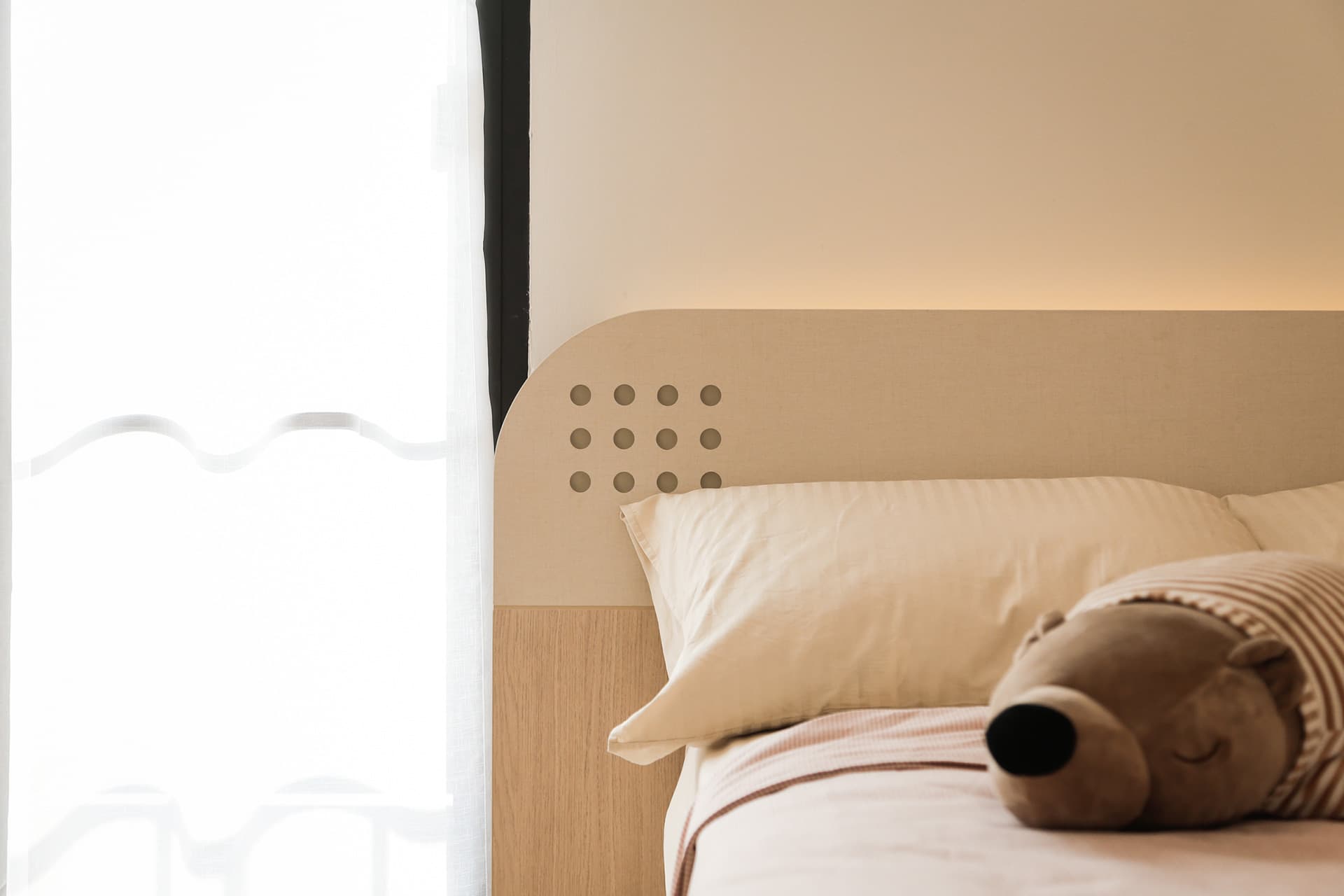 งานตกแต่งภายในที่พักอาศัย Airi Ratchaphruek ภาพที่ 5 โดย OBJ Design & Build