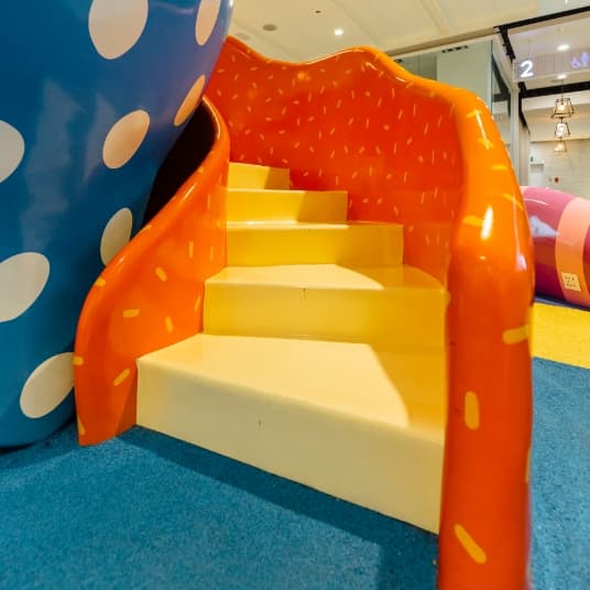 งานตกแต่งภายในเชิงพาณิชย์ BLUPORT ภาพที่ 4 โดย OBJ Design & Build
